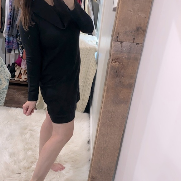 VINCE CAMUTO black knit sweater dress available in size medium & large new w/tag - Picture 2 of 13